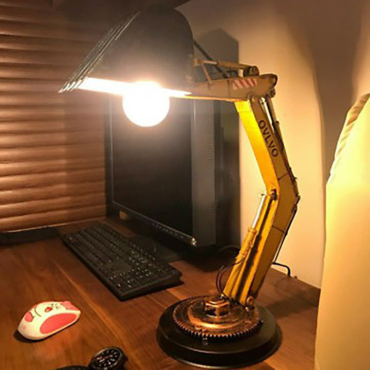 Lisslune | LumoDigger LED Table Lamp – Fun & Adjustable Lighting with Digger Design