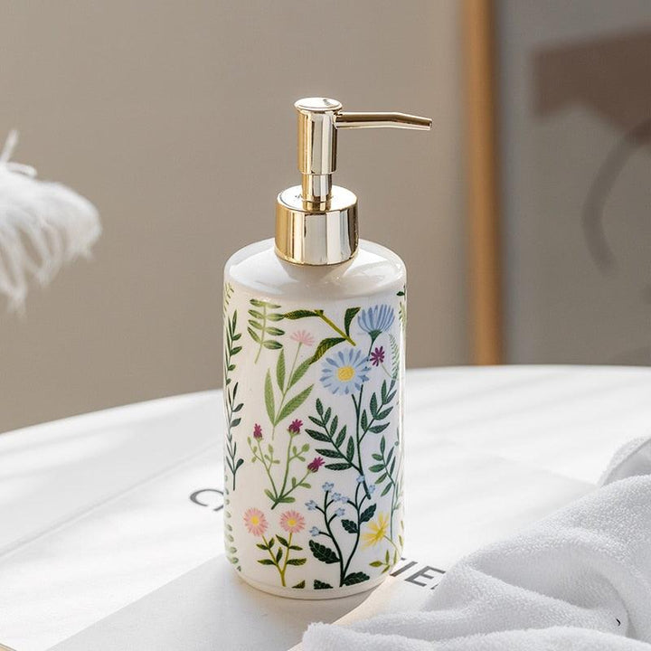 Lisslune | Soap dispenser made of ceramic with floral design