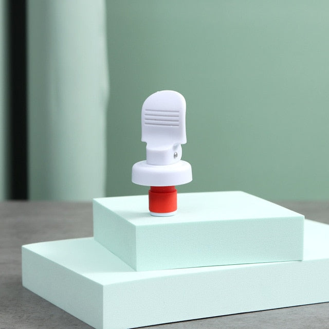 Lisslune | Magic Hat Wine Bottle Stopper
