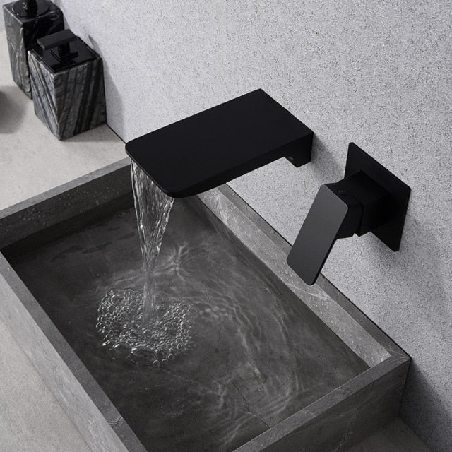 Lisslune | Modern wall-mounted water tap