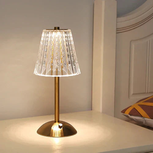 Lisslune | – Gold crystal table lamp