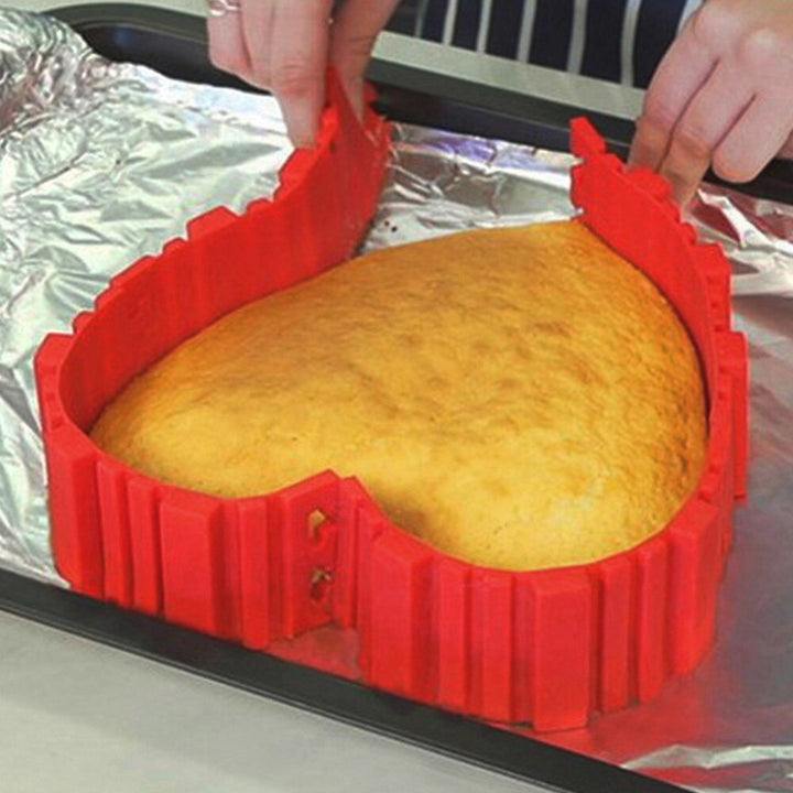 Lisslune | Multi-Shape Magic Silicone Cake Mold