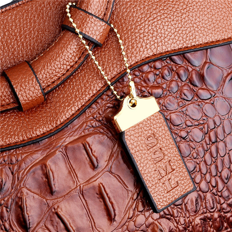 Lisslune | Leather Crocodile Bag – with handcrafted details