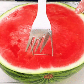 Lisslune | Easy Watermelon Slicer Fork