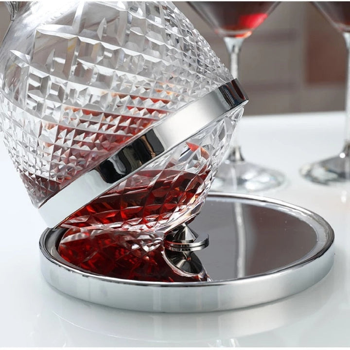 Lisslune | Elegant Crystal Spinning Glass Wine Decanter