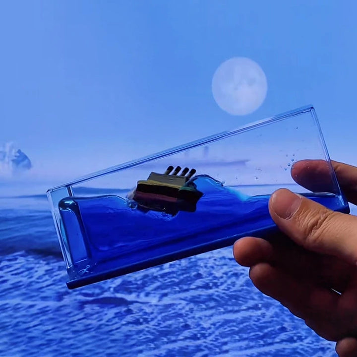 Lisslune | Creative Unsinkable Boat Decor