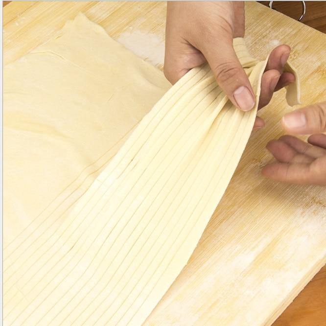 Lisslune | Stainless Steel Dough Cutting Noodle Maker