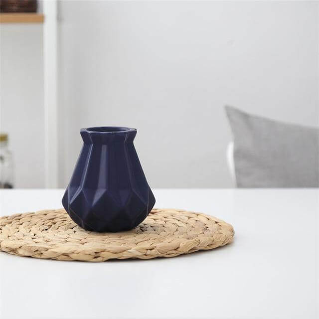 Lisslune | Modern Europe Brief Matt Diamond Porcelain Ceramic Vase