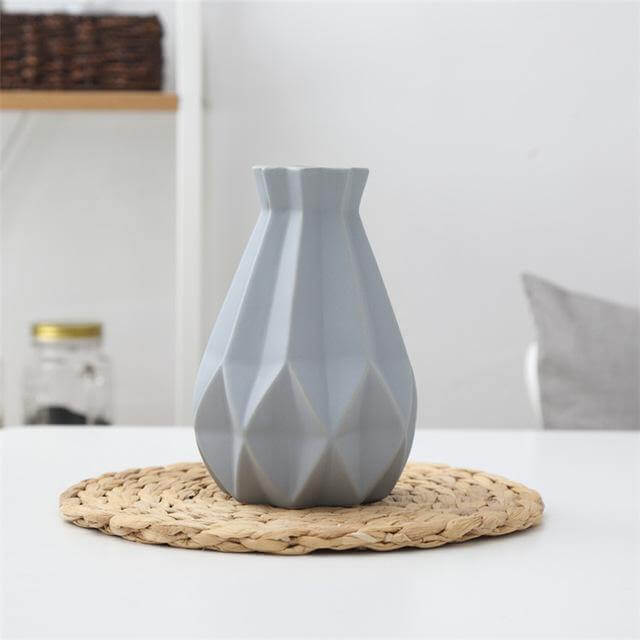 Lisslune | Modern Europe Brief Matt Diamond Porcelain Ceramic Vase