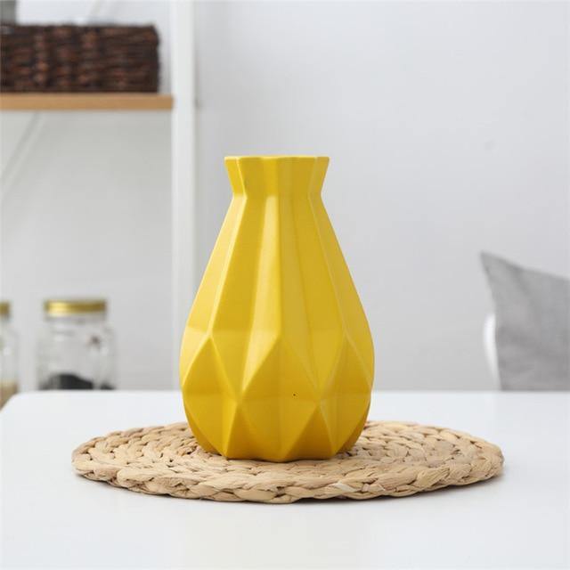 Lisslune | Modern Europe Brief Matt Diamond Porcelain Ceramic Vase