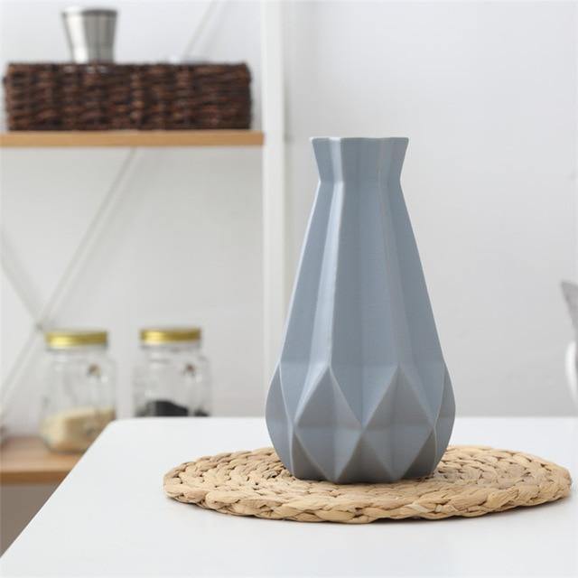 Lisslune | Modern Europe Brief Matt Diamond Porcelain Ceramic Vase