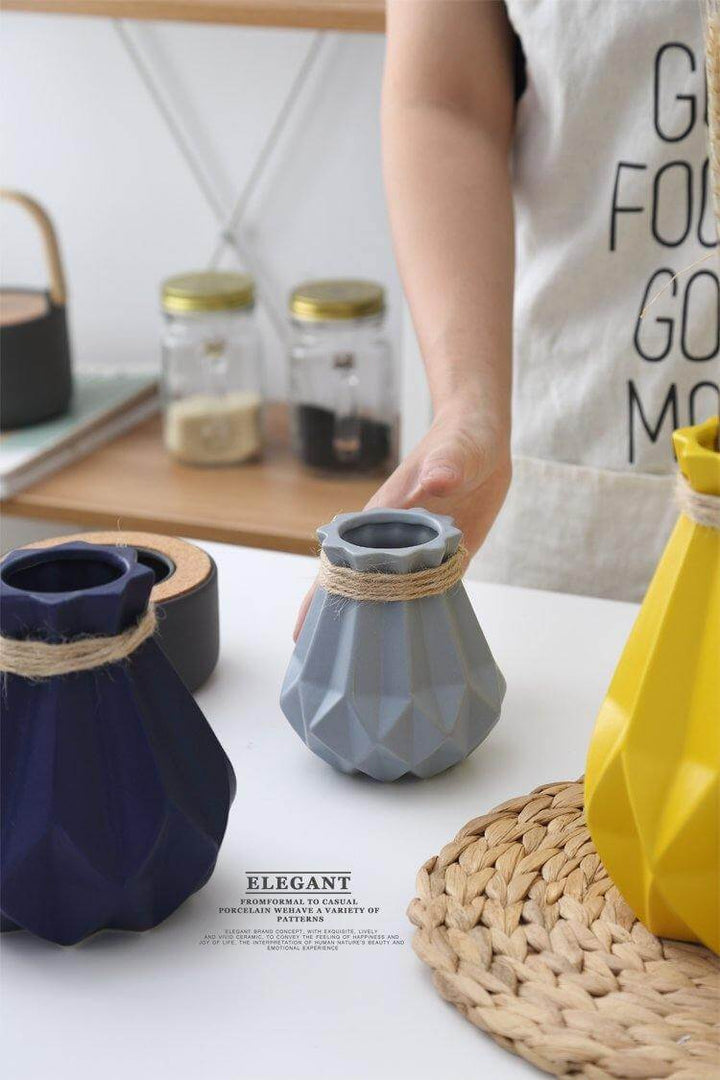 Lisslune | Modern Europe Brief Matt Diamond Porcelain Ceramic Vase