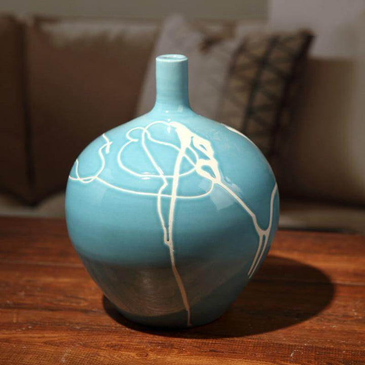 Lisslune | Creative Design Modern White Cream Blue Ceramic Vase