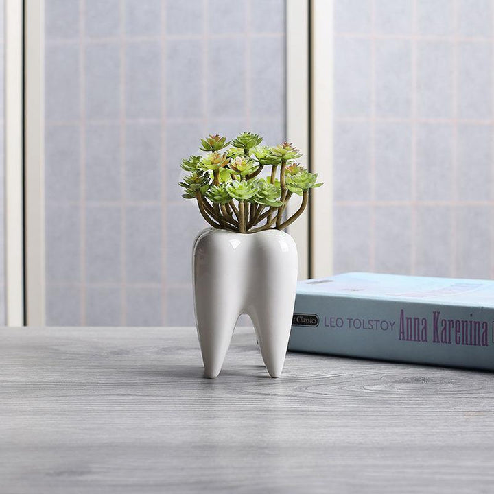 Lisslune | Tooth Shape White Ceramic Modern Flower Pot