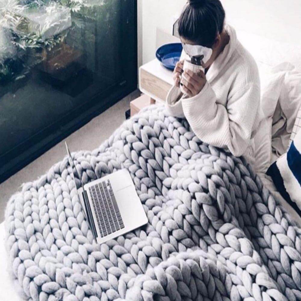 Lisslune | Thick Line Sofa Knitted Blanket