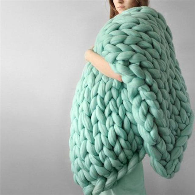 Lisslune | Handmade Chunky Knit Blanket Comfy & Warm -  80 x100 cm