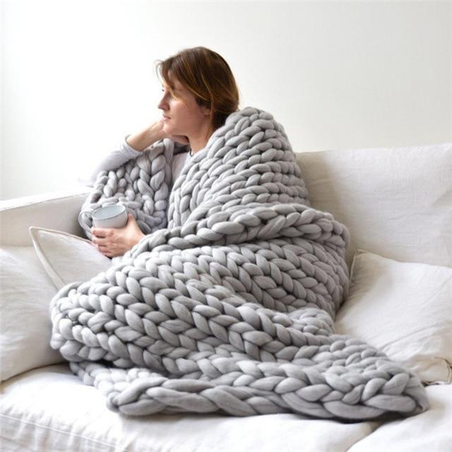 Lisslune | Handmade Chunky Knit Blanket Comfy & Warm -  80 x100 cm
