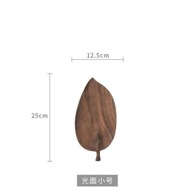 Lisslune | Walnut Snack Tray Leaf Plates