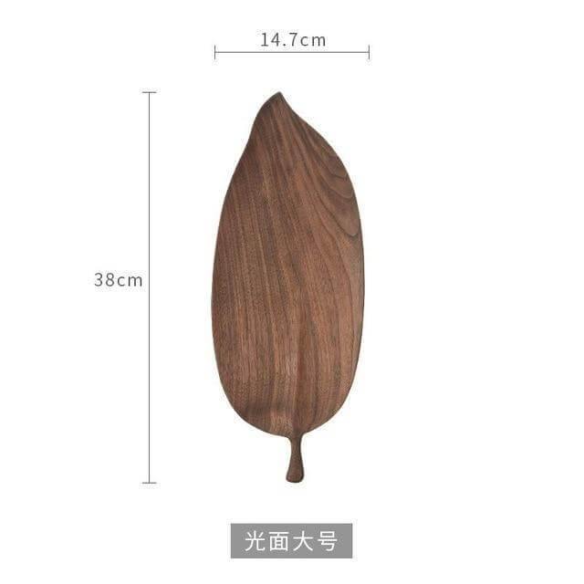 Lisslune | Walnut Snack Tray Leaf Plates