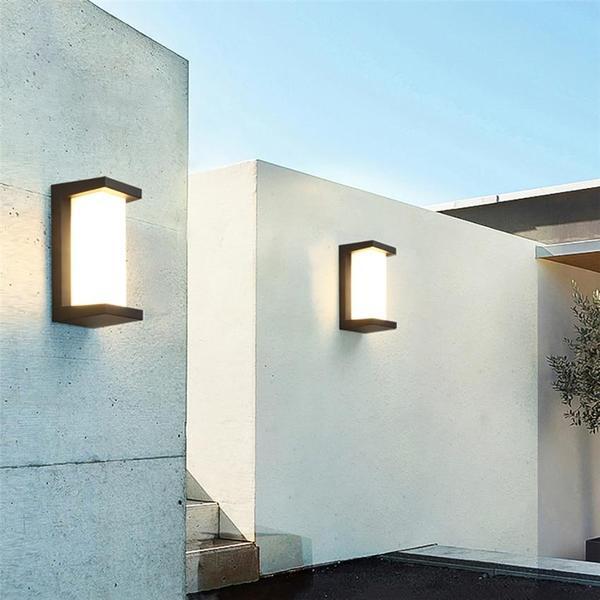 Lisslune | Vertical LED Outdoor Light