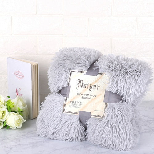 Lisslune | Therapeutic Gray Fluffy Velvet Fleece Blanket - Children's Bed to Queen Size