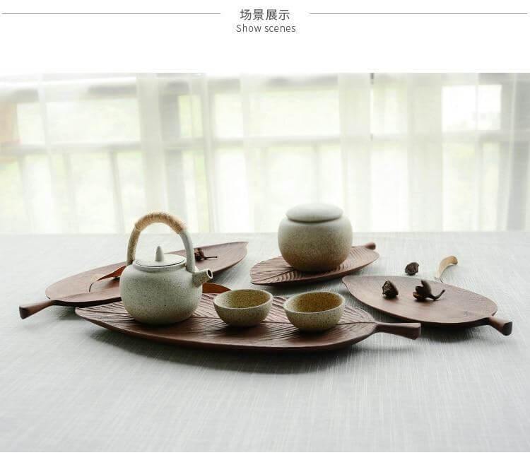 Lisslune | Walnut Snack Tray Leaf Plates