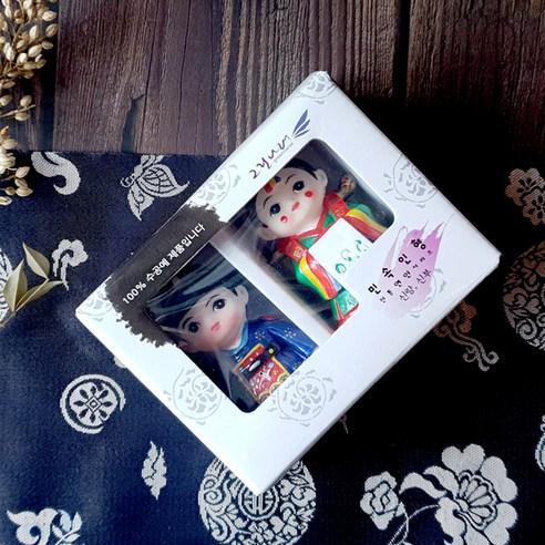 Lisslune | Korean Traditional Hanbok Wedding Doll Miniature Gift Set in Luxury Packaging