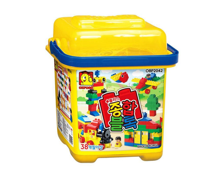 Lisslune | Imaginative Builders: 79-piece Oxford Block Set with Figures and Fun Stickers
