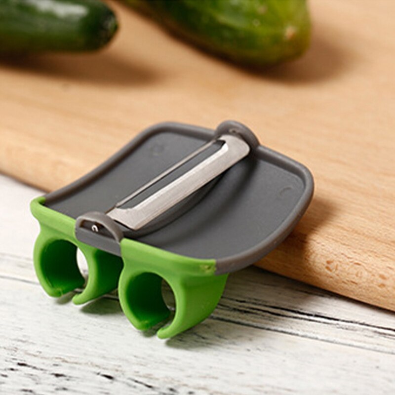 Lisslune | Protective Vegetable Peeler – FingerGuard