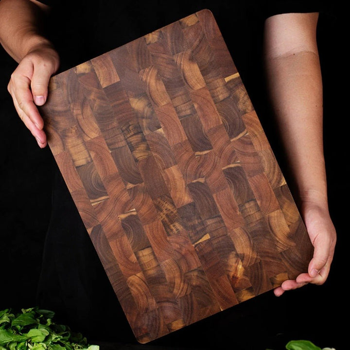 Lisslune | TIMBERSERVE – Antibacterial Acacia Wood Cutting Board with Elegant Chessboard Design