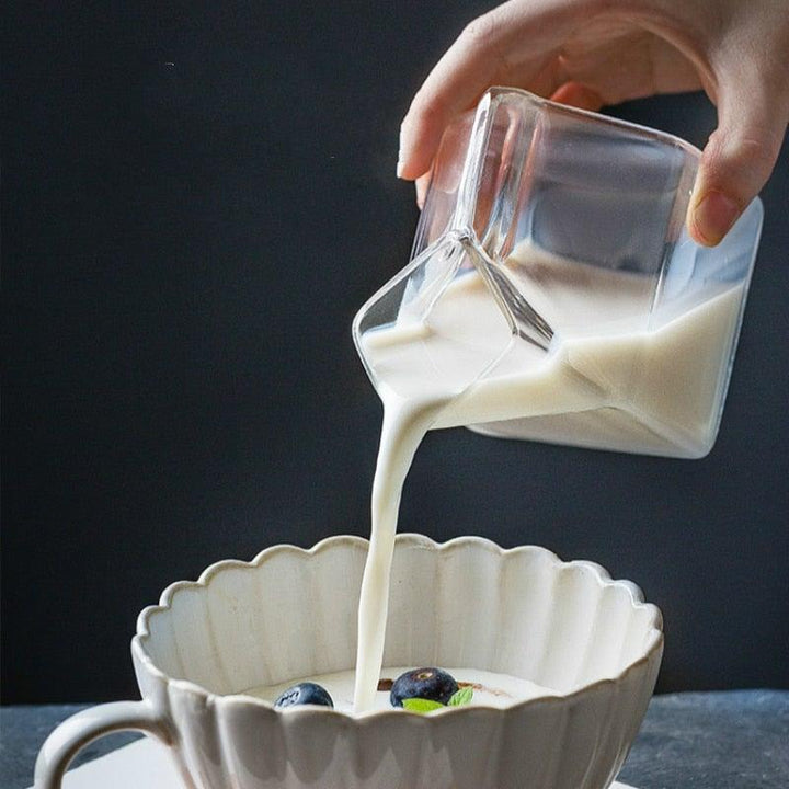 Lisslune | Quad Base Cup - Milk Carton Style Jug