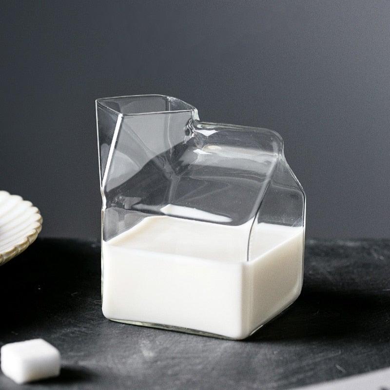 Lisslune | Quad Base Cup - Milk Carton Style Jug