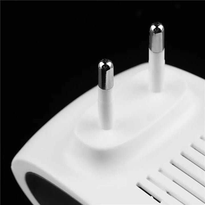 Lisslune | Ultrasonic Squirrel Repeller Device - Effective Pest Control to Deter Squirrels in 48 Hours for Gardens & Yards