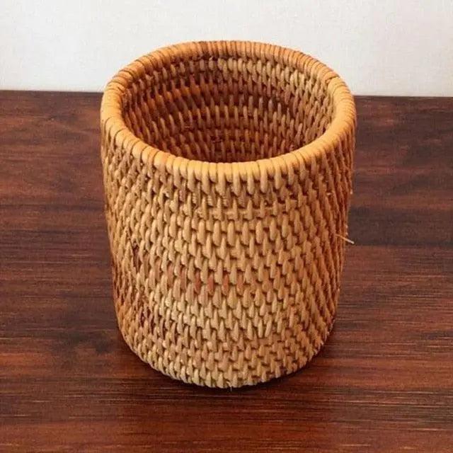 Lisslune | Rattan Cutlery Holder: Stylish organization for a tidy environment