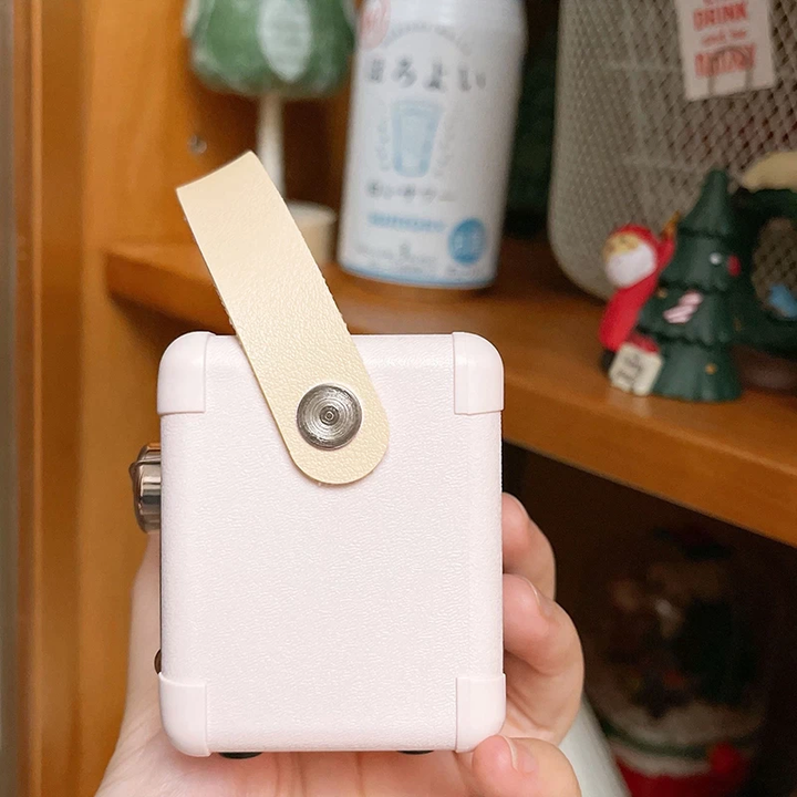 Lisslune | Mini Retro Radio Bluetooth Speaker