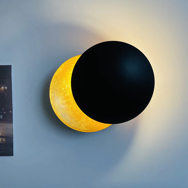 Lisslune | Elegant Lunar Eclipse Wall Lamp