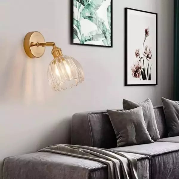 Lisslune | Glass Tulip Flower Wall Lamp | Elegant Flower Lighting for a Stylish Interior - MurCharm