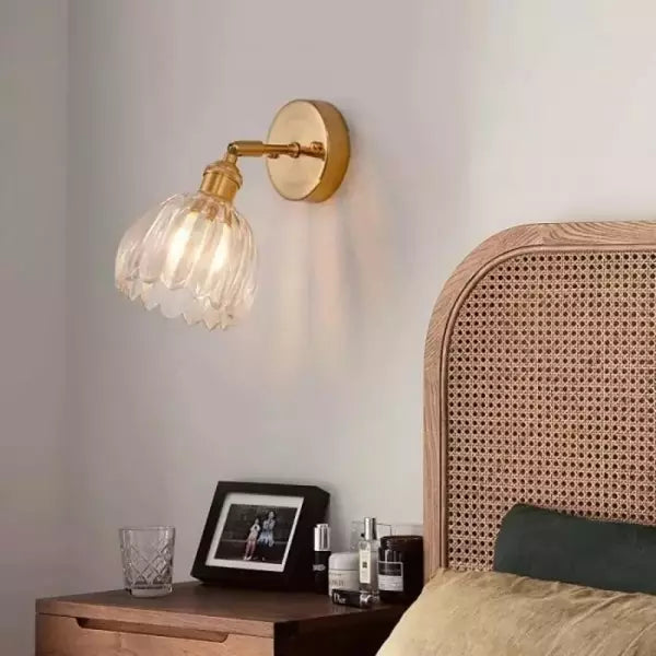 Lisslune | Glass Tulip Flower Wall Lamp | Elegant Flower Lighting for a Stylish Interior - MurCharm