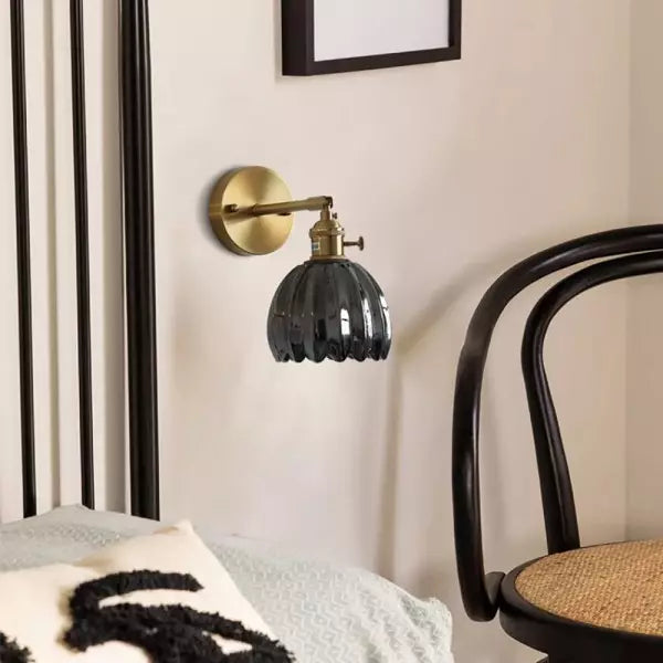 Lisslune | Glass Tulip Flower Wall Lamp | Elegant Flower Lighting for a Stylish Interior - MurCharm