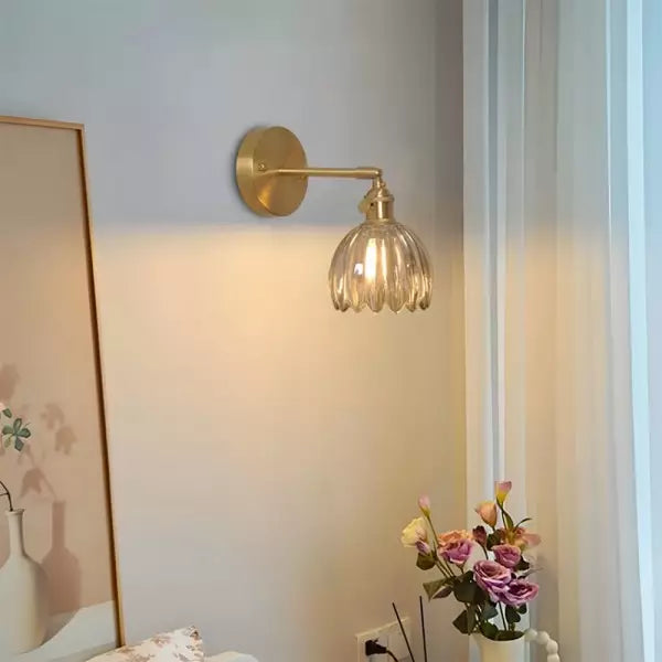 Lisslune | Glass Tulip Flower Wall Lamp | Elegant Flower Lighting for a Stylish Interior - MurCharm