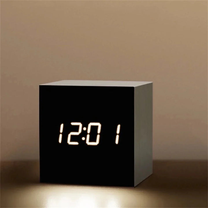 Lisslune | Retro Style Digital LED Alarm Clock