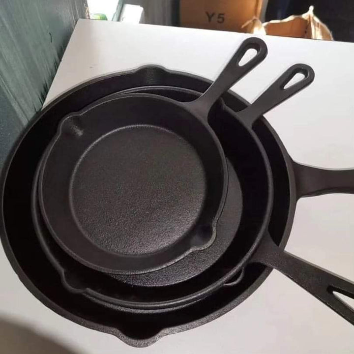 Lisslune | 4 Piece Cast Iron Pan