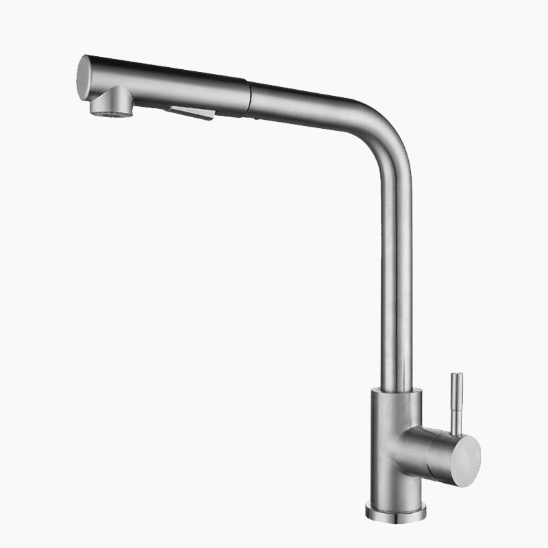 Lisslune | Kitchen with retractable stainless steel spray head