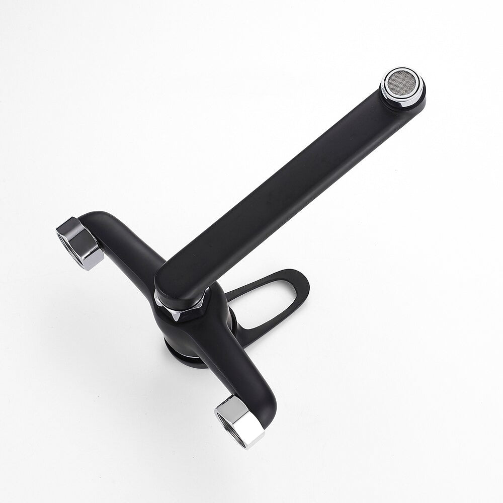 Lisslune | Wall kitchen with black spout