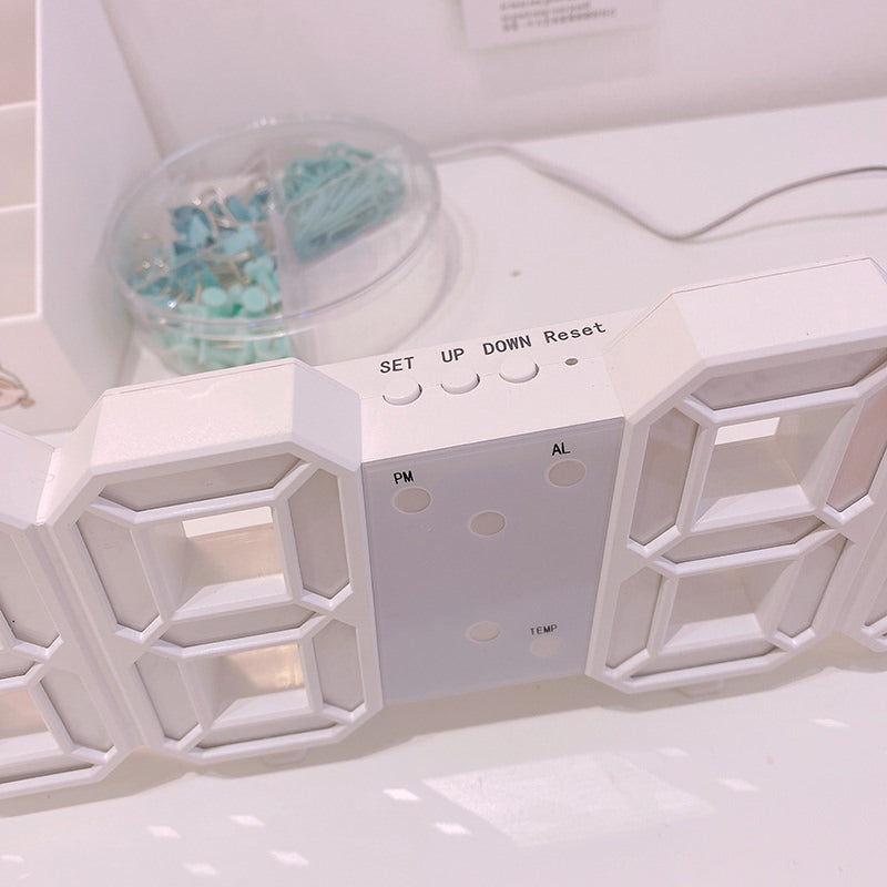 Rynx | White Digital Alarm Clock