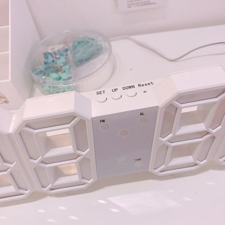 Rynx | White Digital Alarm Clock