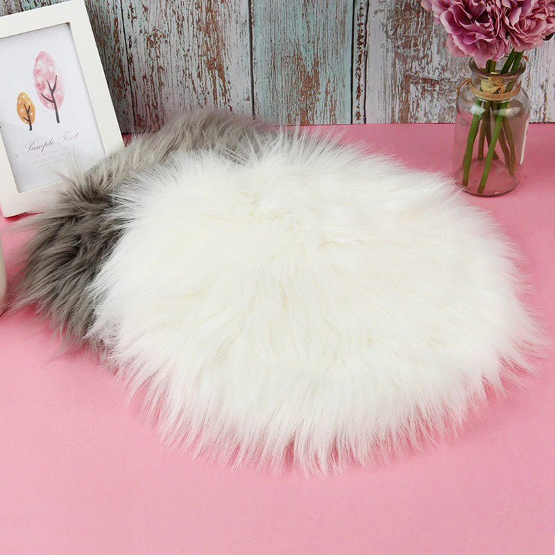 Lisslune | Synthetic Fur Round Seat Cushion