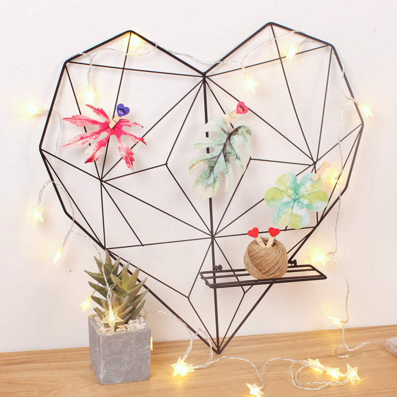 Lisslune | Heart Wire Photo Display