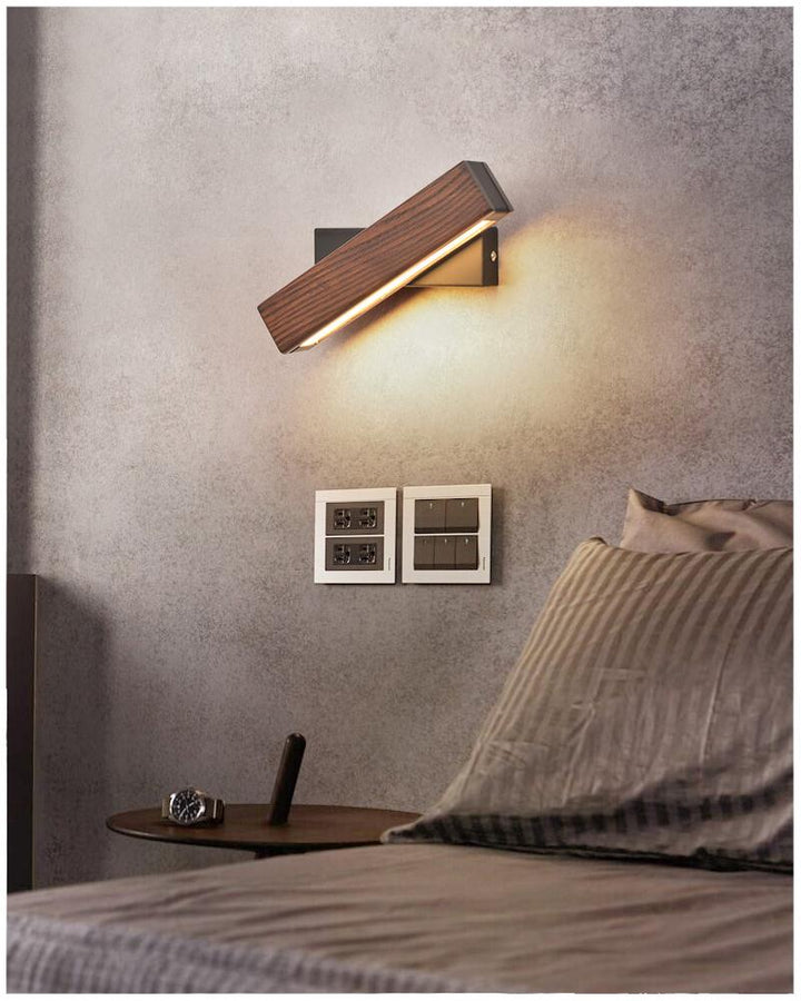 Lisslune | Rotatable Wood LED Wall Lamp - Jasper