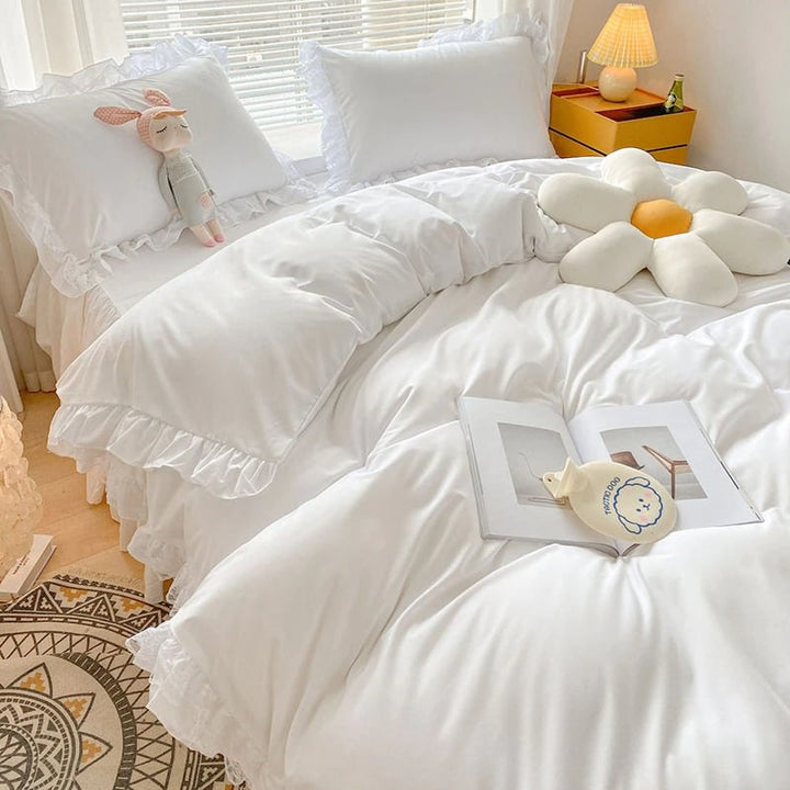 Rynx | Ruffle Lace Bedding Set